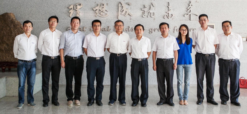 国家发改委国防司徐建平副司长一行到122cc太阳成智能调研