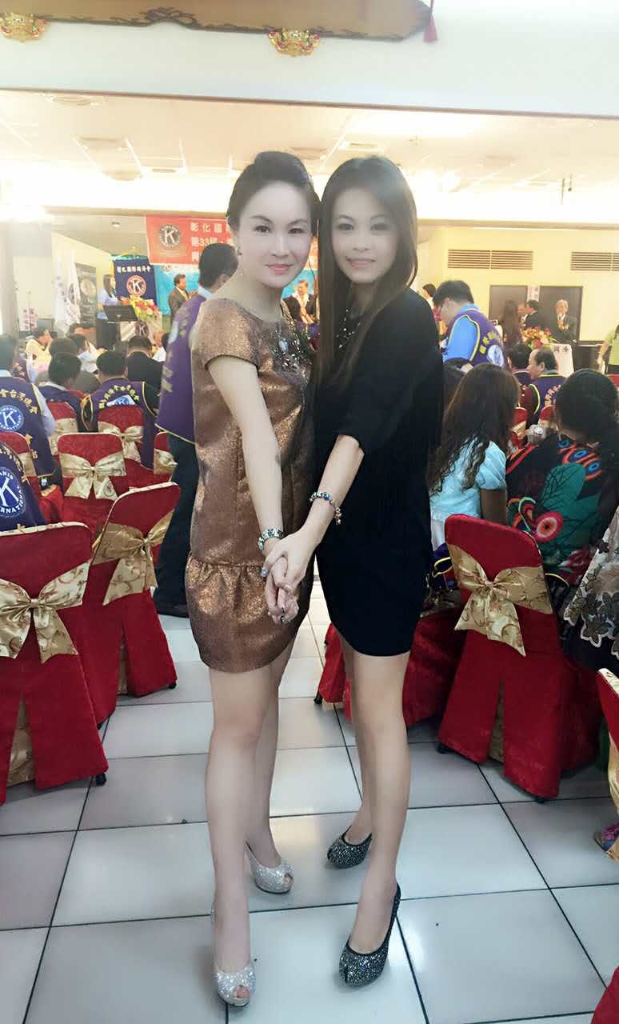 29天清一百吨垃圾，，正妹靓机壮丽环岛行