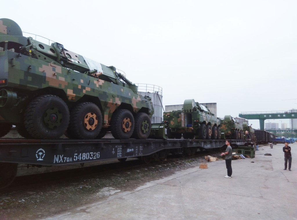 122cc太阳成智能SW2105工程车顺遂交付步队