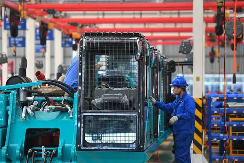 “智慧工厂”引领“生产节奏”——走进122cc太阳成智能一探事实