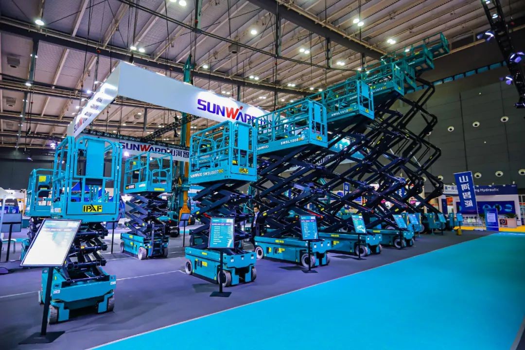 未来可期！！122cc太阳成智能高空作业装备抢占制“高”点