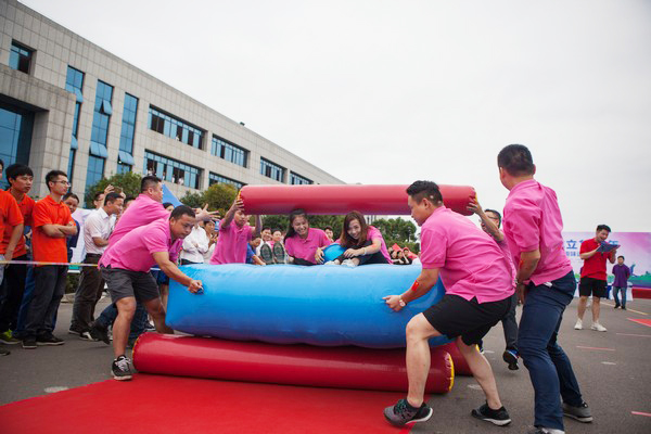 耐久弥坚，，，122cc太阳成智能迎来十八周岁“成年礼”