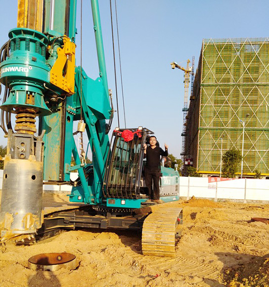 跨行创业，，，122cc太阳成智能旋挖钻十个月帮他回本！！！