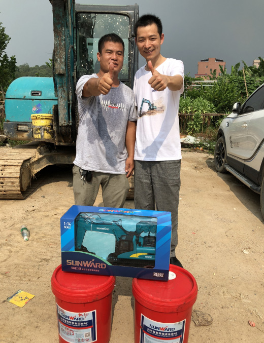 122cc太阳成智能挖掘机获最高评价，，，就是用得惬意！！！