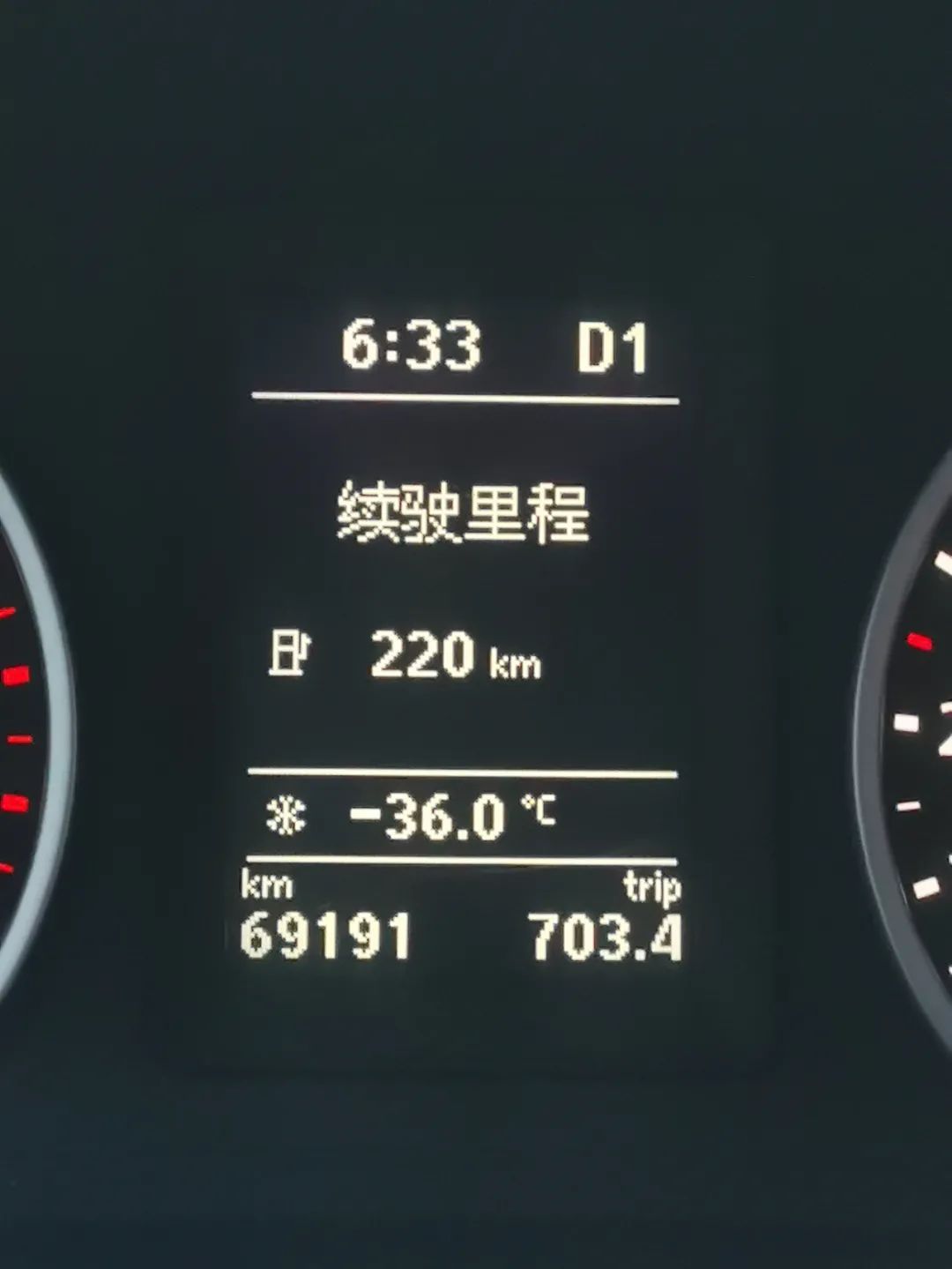 致敬！！！战斗在风沙中的特种装备团队