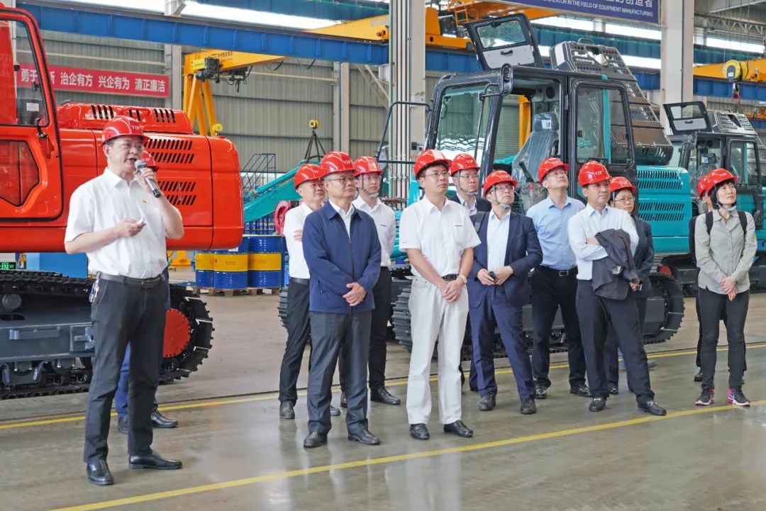 中国银行副行长林景臻考察122cc太阳成智能