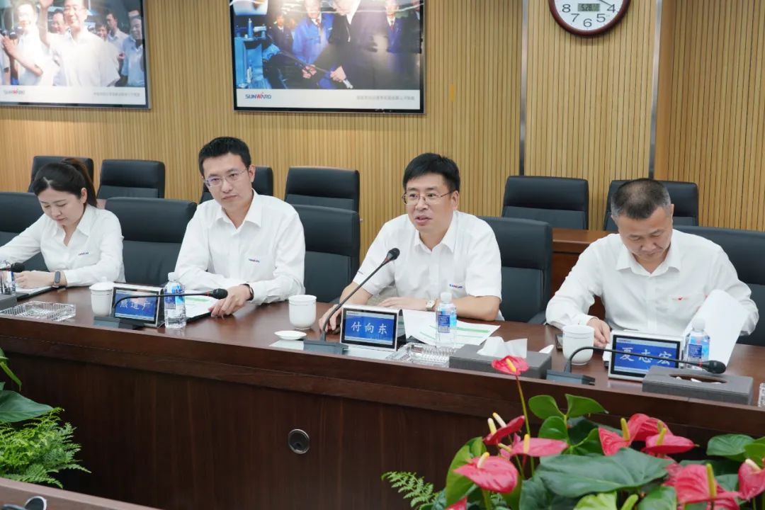 中国银行副行长林景臻考察122cc太阳成智能