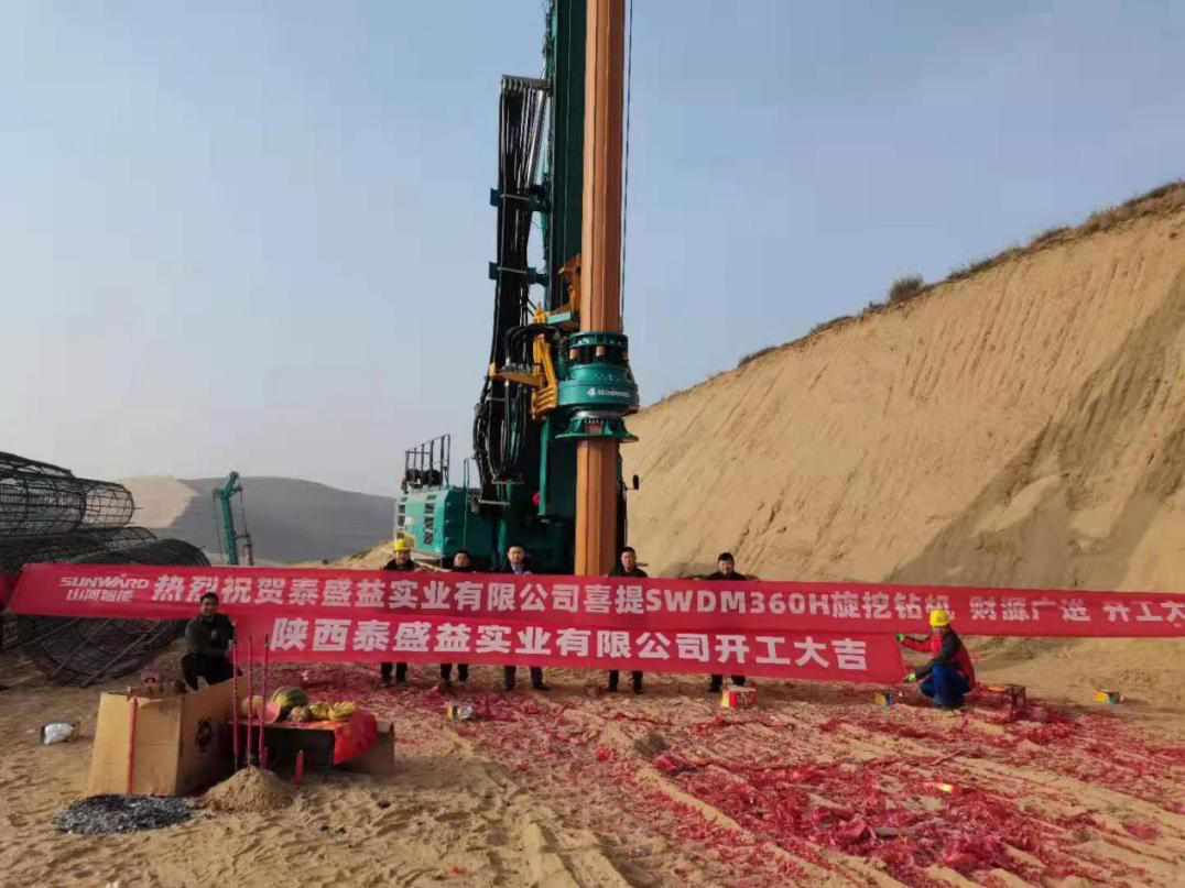 献力塞上江南！！！122cc太阳成智能旋挖钻机参建银昆高速宁夏段 | 百年风华筑漂亮122cc太阳成（4）