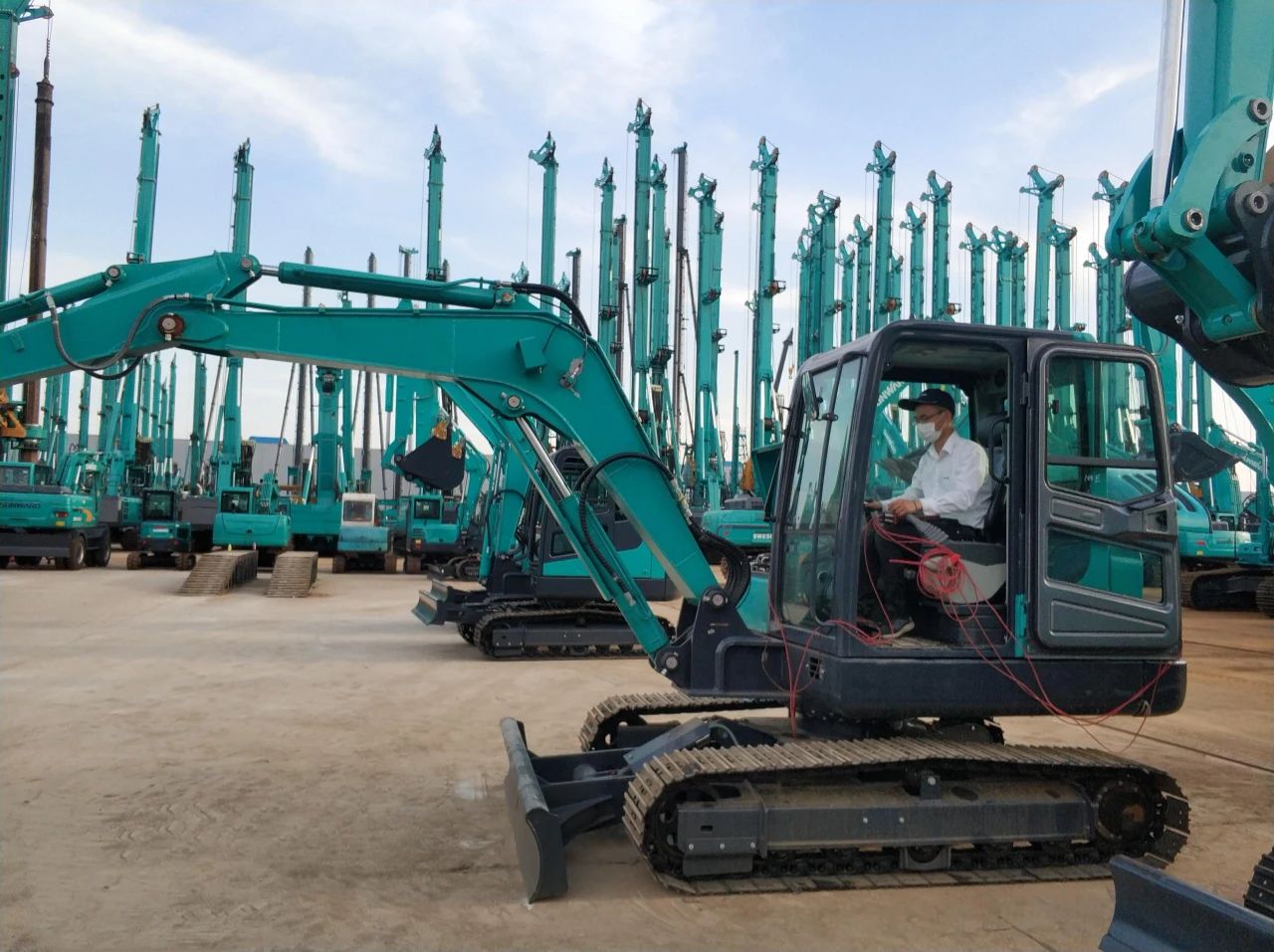 122cc太阳成工匠 | 用青春汗水铸就工匠精神