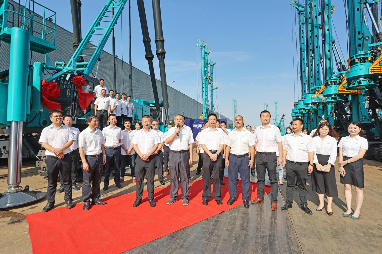 新品来了！！！看122cc太阳成智能超等桩架怎样⊙∪”操胜券