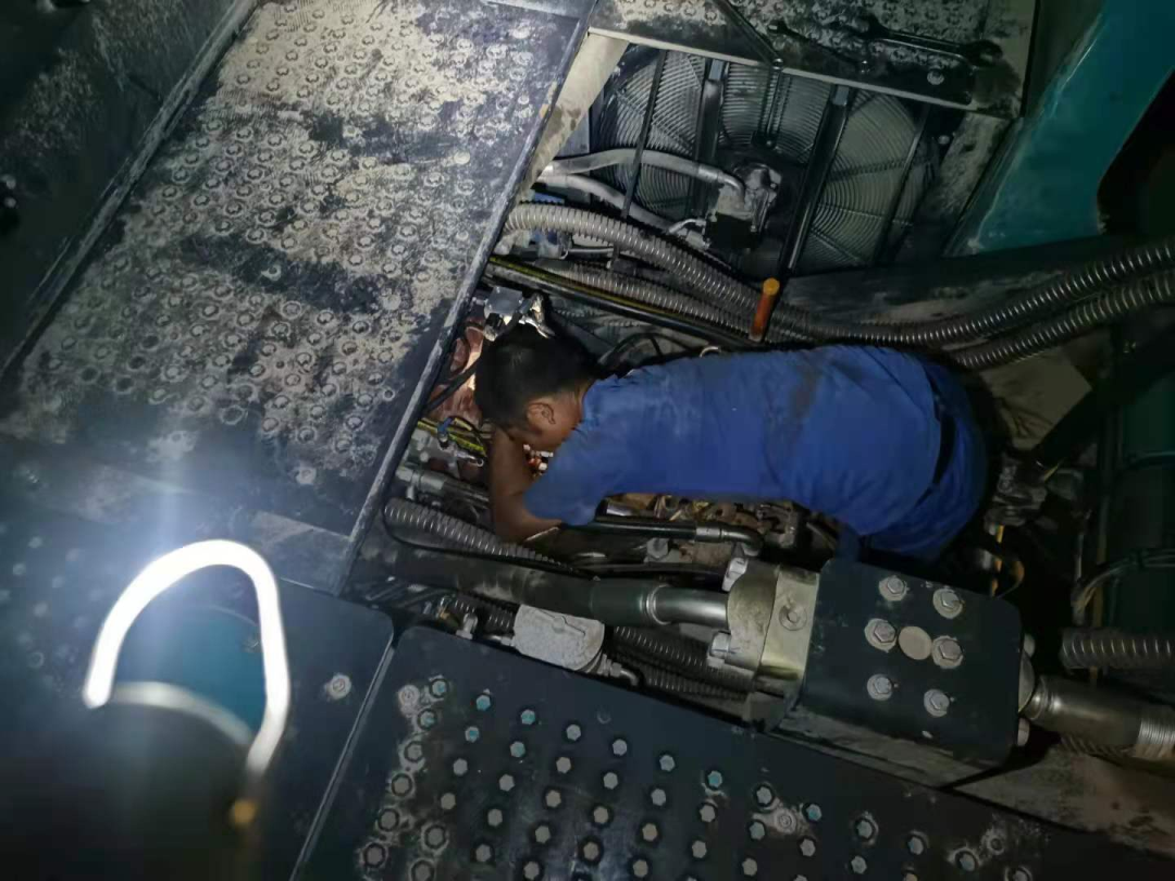 致敬！！守护矿山的“122cc太阳成卫士”