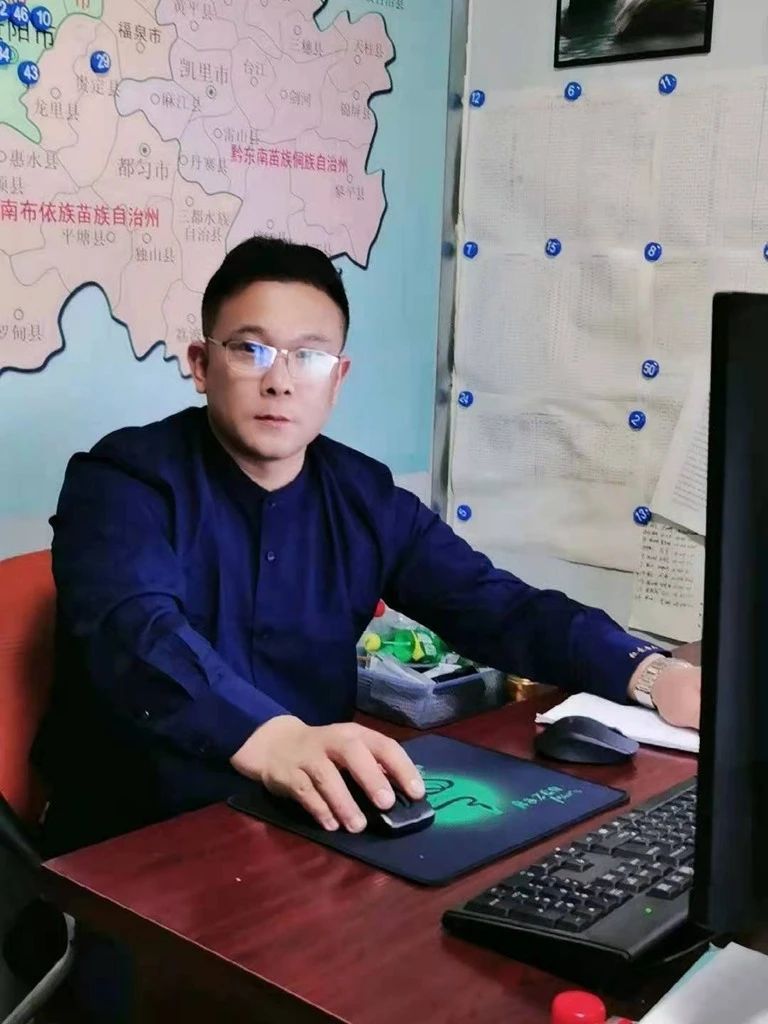 不到2年时间，，，入手33台122cc太阳成智能旋挖钻机，，，这位老板什么来头？