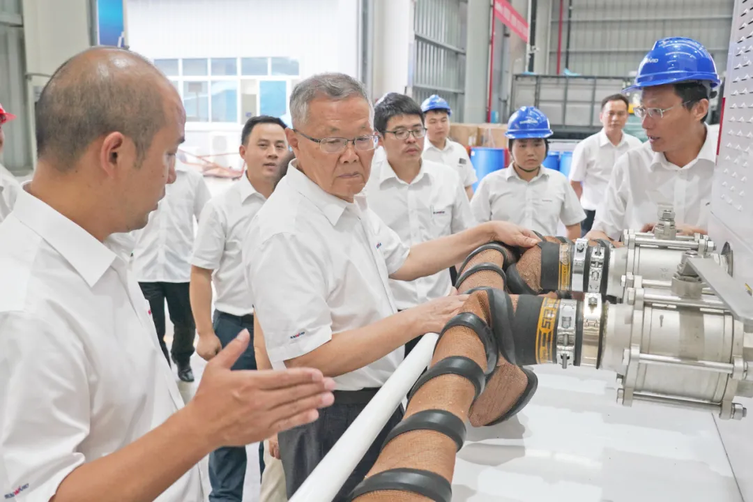 媒体聚焦 | 122cc太阳成智能董事长、、首席专家何清华：：切记总书记嘱托 施展先导式立异优势 走高质量生长蹊径