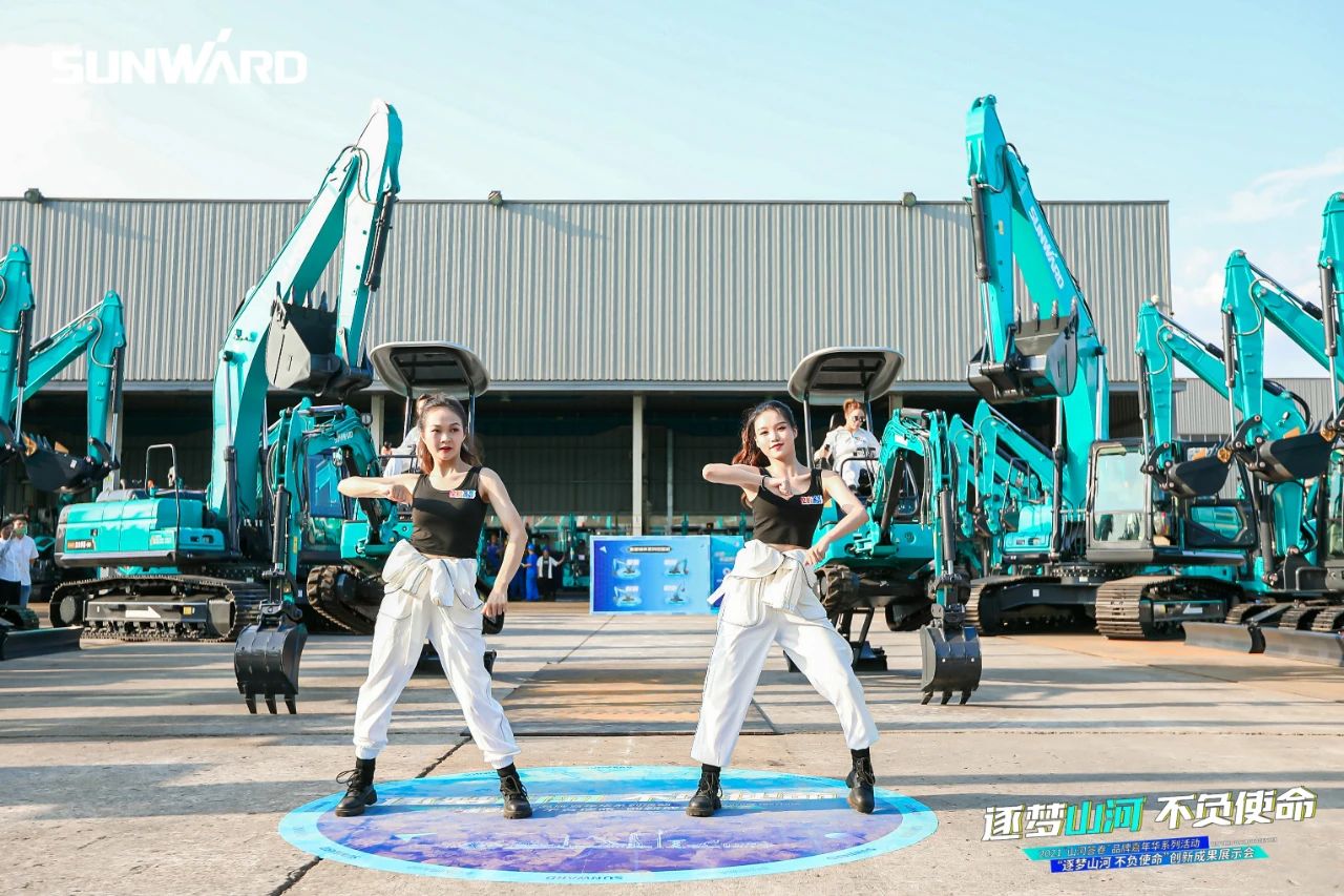 逛展超热闹！！！122cc太阳成智能效果展示会高能名时势来袭