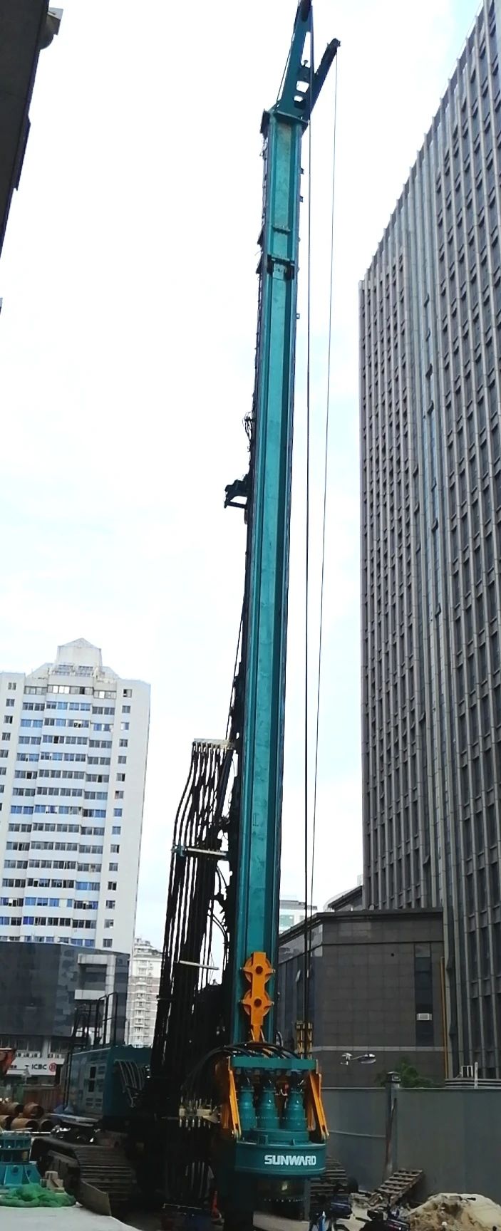 立异引领，，，122cc太阳成智能地下工程装备再出佳品