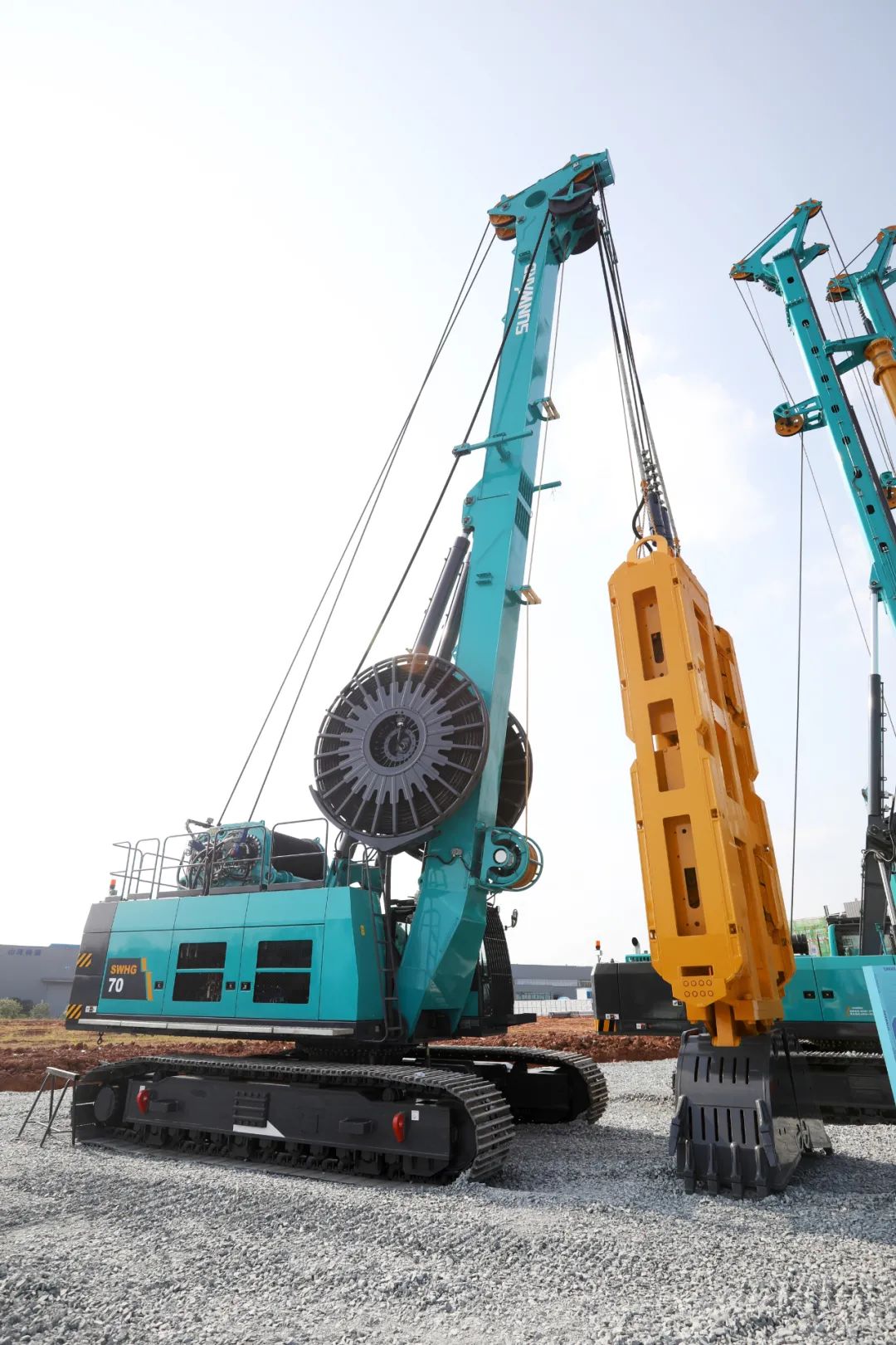 立异引领，，，122cc太阳成智能地下工程装备再出佳品