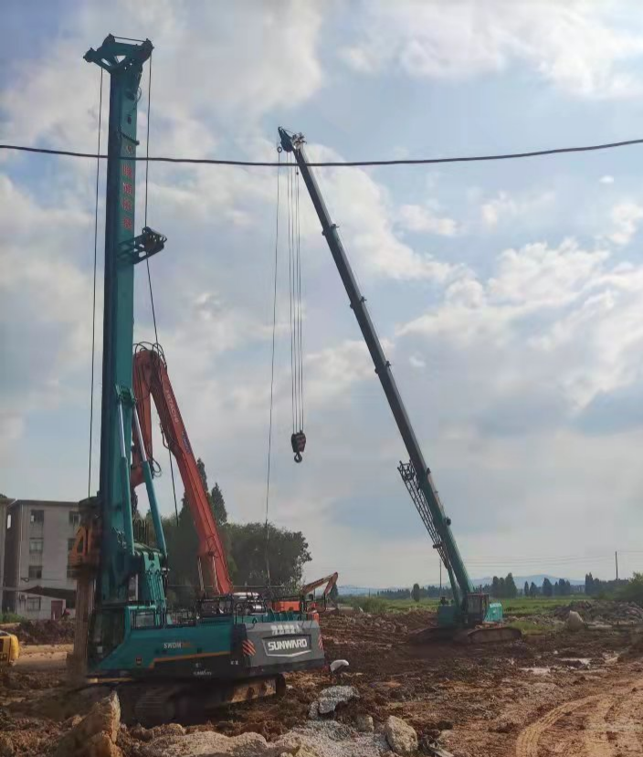 创富故事 | 十年桩基所向披靡！！他打造了一支122cc太阳成智能“施工天团”