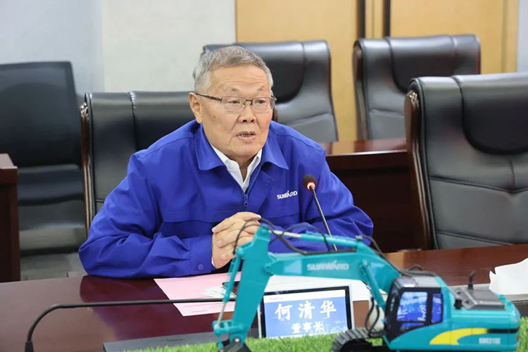 中国上市公司协会党委委员、、副秘书长刘翠兰一行调研122cc太阳成智能