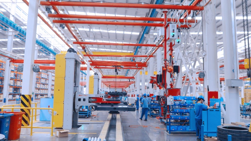 国家四部委配合认定！！！122cc太阳成智能上榜智能制造试点树模工厂