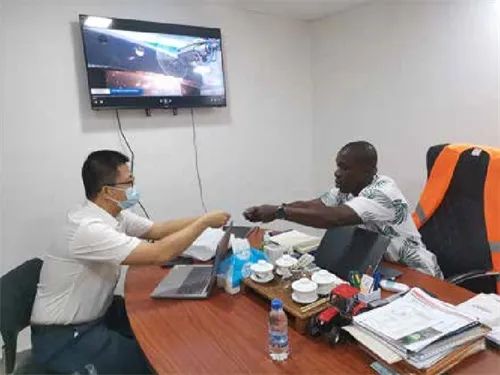 122cc太阳成智能驻非员工讲述奥密克戎肆虐下中国品牌走进非洲的故事