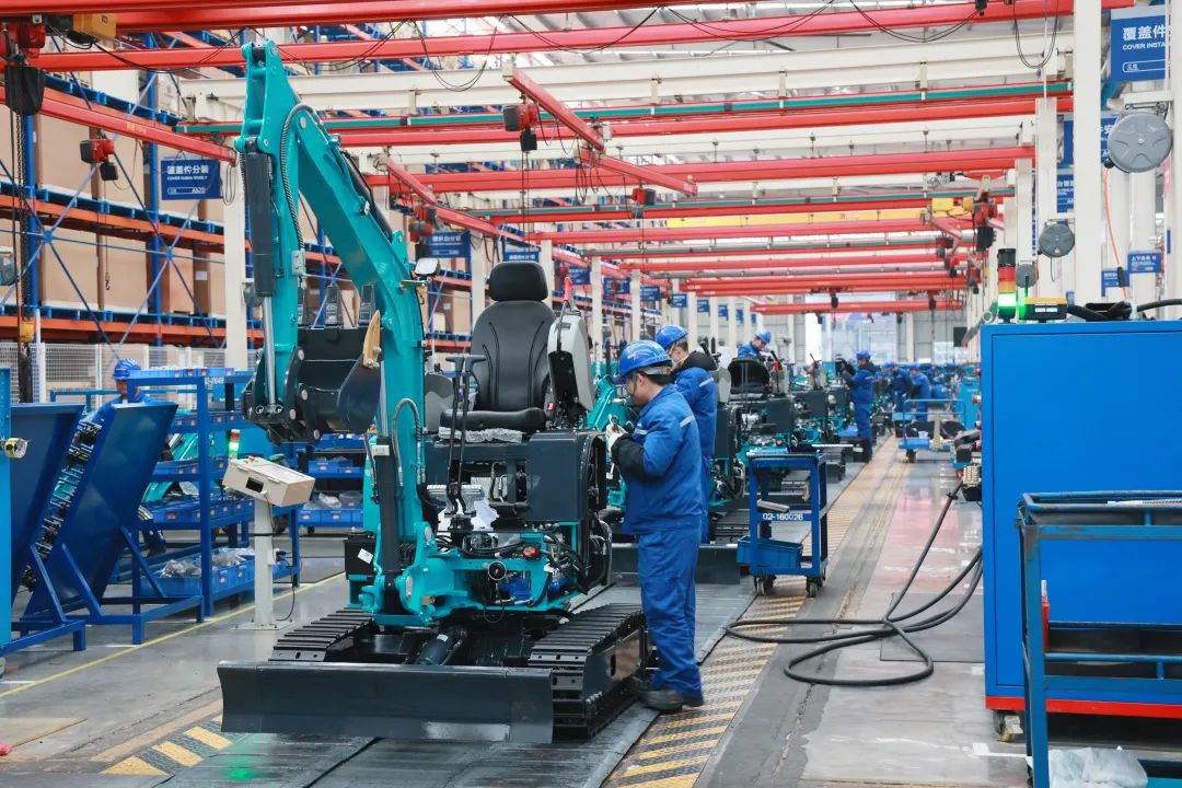 向着冲耀眼标全力以赴！！122cc太阳成智能正式开工