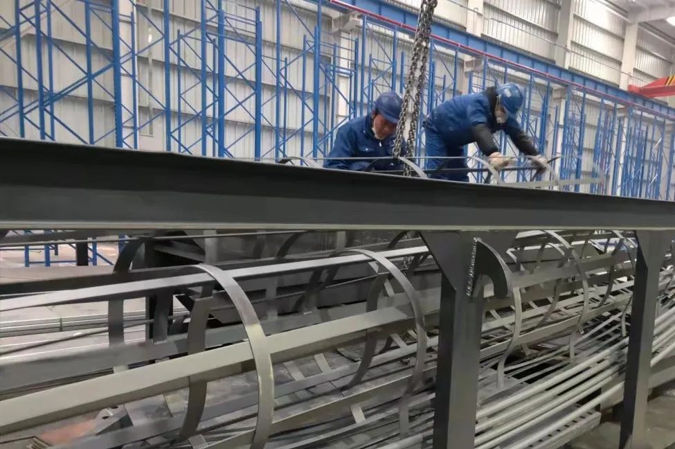 铆足“虎”劲加油干！！122cc太阳成智能掀起复工复产热潮