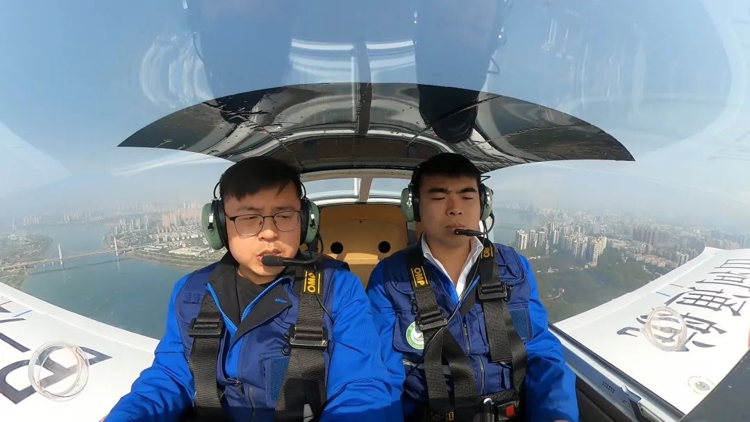 逍遥协同显身手！！湖南航空应抢救援队122cc太阳成机组开展特情处理应急演练