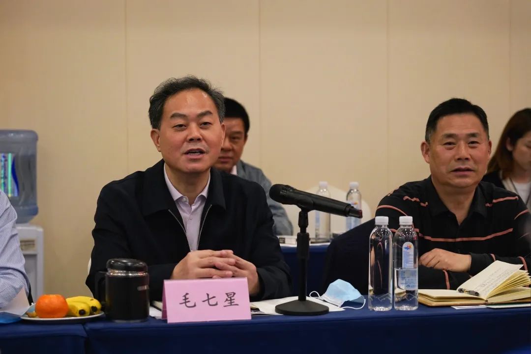 抱团出海，携手共赢！！何清华带队赴湖南异地商会联合会造访交流