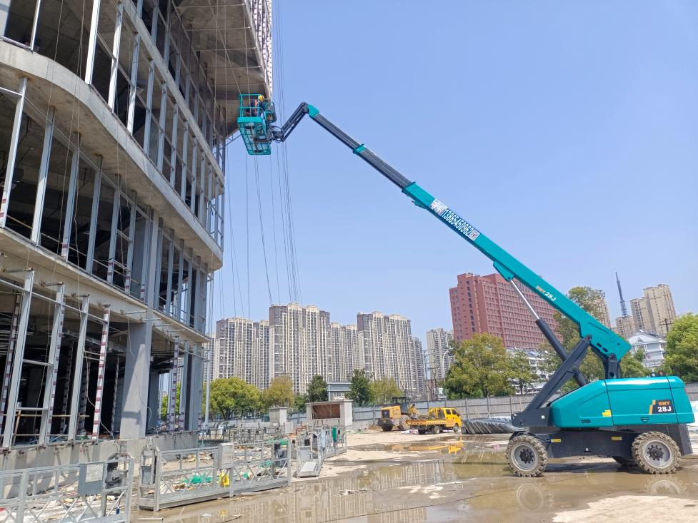 立异、、智能、、绿色！122cc太阳成智能再登工程机械TOP50荣耀榜