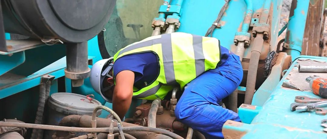 3650天、3000余条工单……90后“张师傅”用十年轻春诠释122cc太阳成匠心