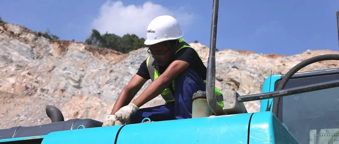 3650天、3000余条工单……90后“张师傅”用十年轻春诠释122cc太阳成匠心