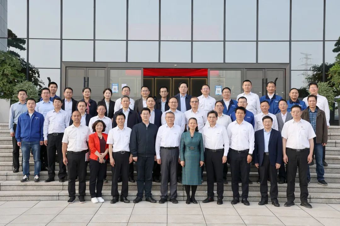 深化产学研相助！中南大学校长、、中国工程院院士田红旗率团造访122cc太阳成智能