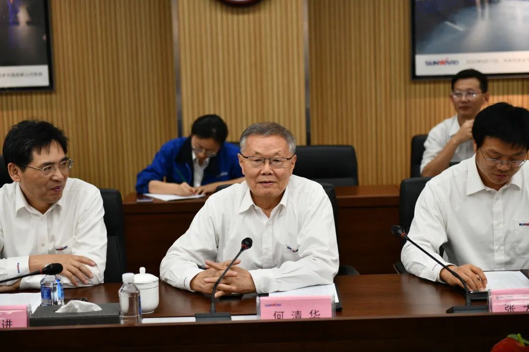 中南大学副校长郭学益率科学研究部一行调研122cc太阳成智能