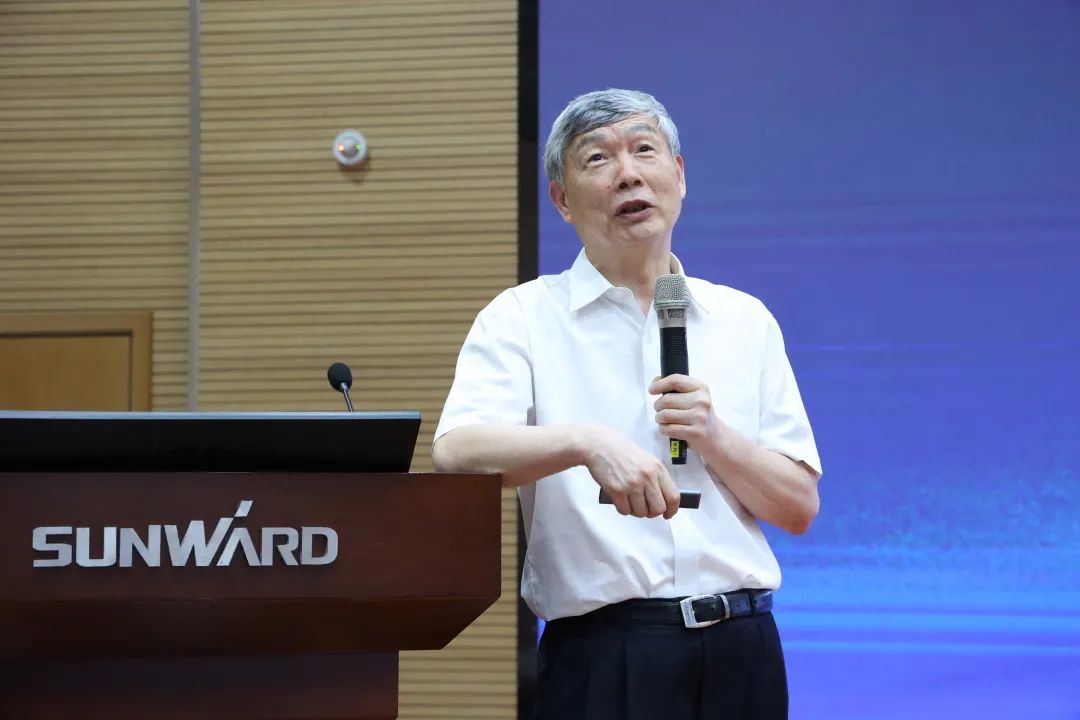 立异引领，智造未来！“2022院士专家长沙行”高端装备高质量生长钻研会盛大举行