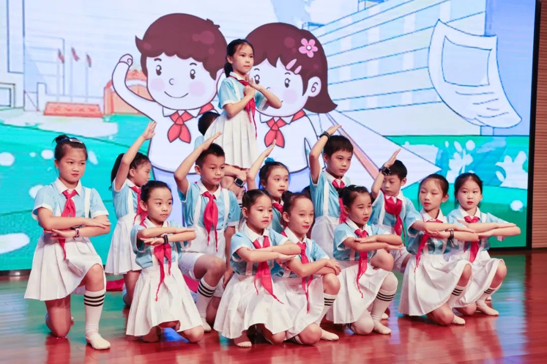 缤纷“暑”假，不负所“托”！！！122cc太阳成智能职工子女暑期托管班结业啦