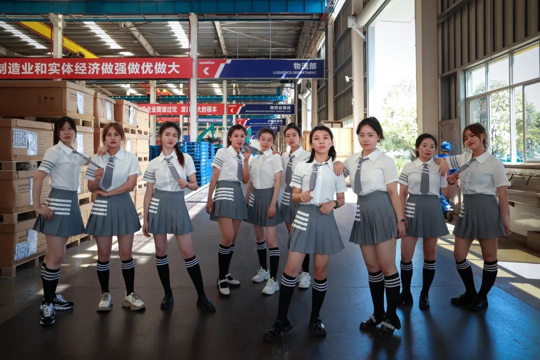 又酷又辣又炫！！！122cc太阳成智能第二届挖机废物来了