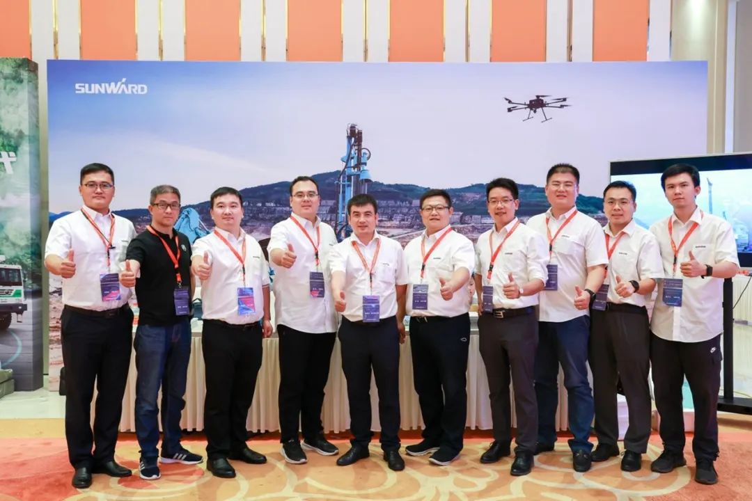 共话行业前沿手艺及趋势，，，122cc太阳成智能亮相第九届金属非金属矿挑撰运营适用手艺与装备大会