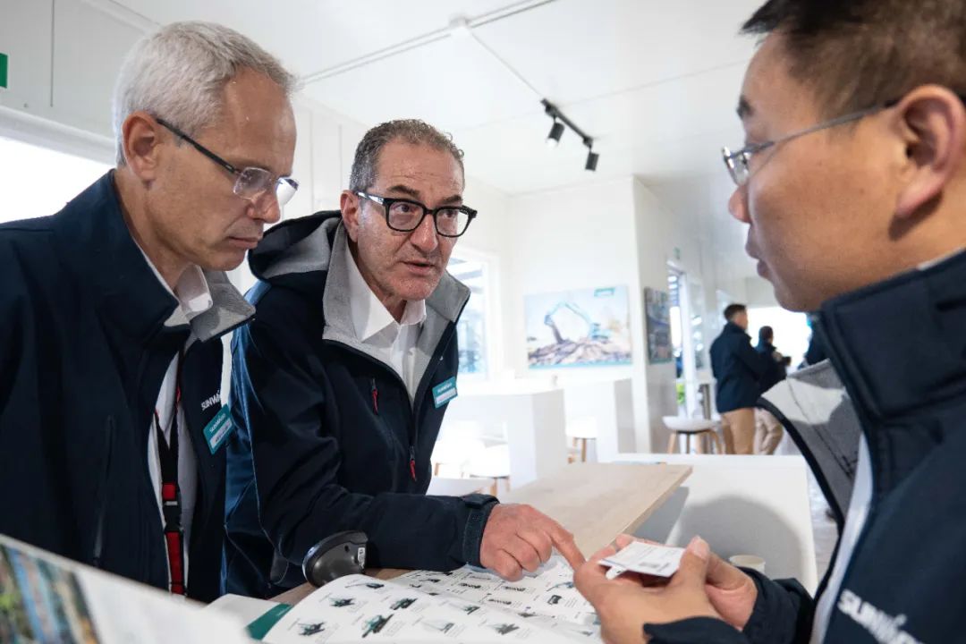 Bauma 2022 | 首次亮相，，122cc太阳成智能高空机械受热捧