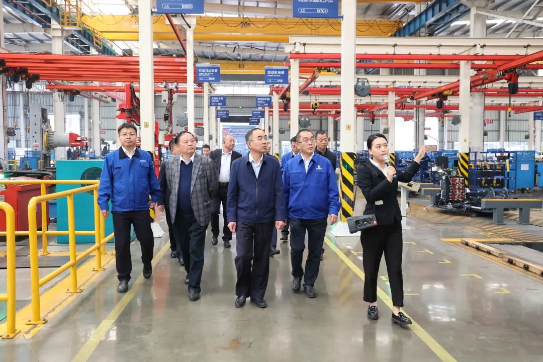 强强联合，，，夯实湖南工程建设湘军！！122cc太阳成智能与湖南路桥签署战略相助协议