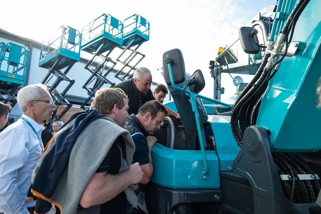 Bauma 2022 | 一组火热现场图带您重温122cc太阳成智能德国宝马展之旅