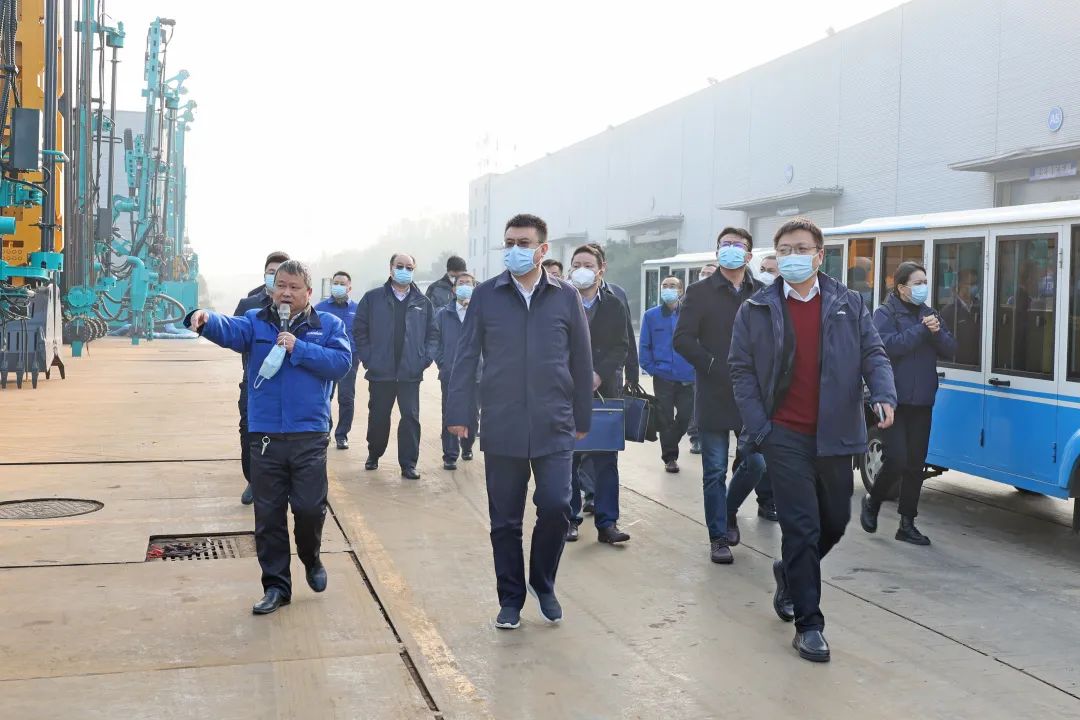 共商相助！！中国铁建大桥局到访122cc太阳成智能