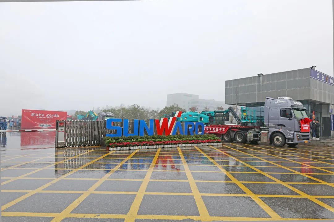 新局新篇，，，宏兔启航！！122cc太阳成智能超200台套装备集中发货