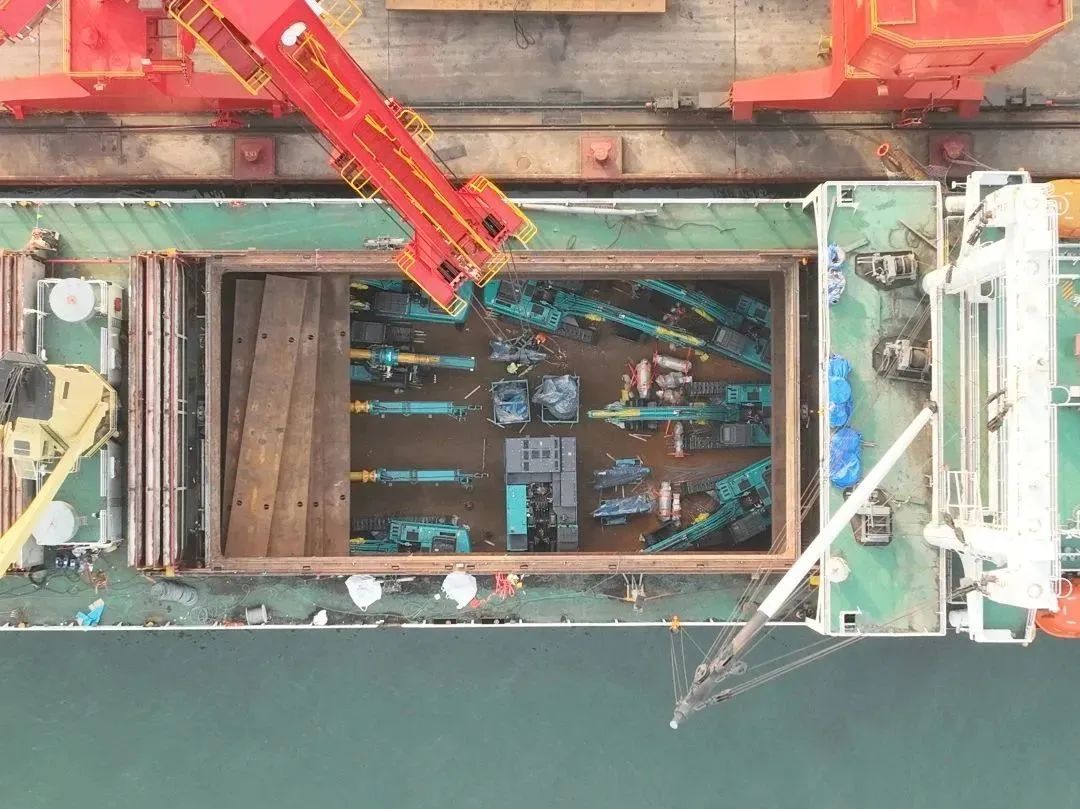 亿元装备“包船”出海！122cc太阳成智能国际市场迎来开门红