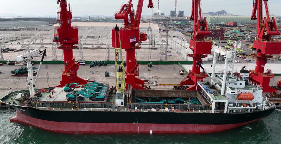 亿元装备“包船”出海！122cc太阳成智能国际市场迎来开门红