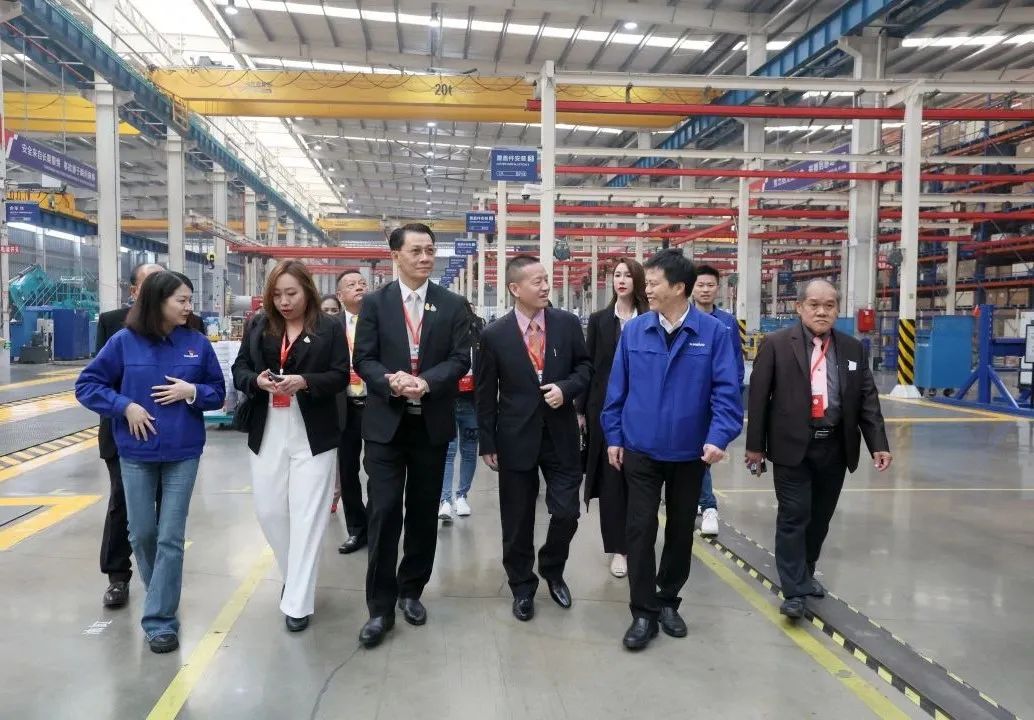 泰国代表团到访122cc太阳成智能