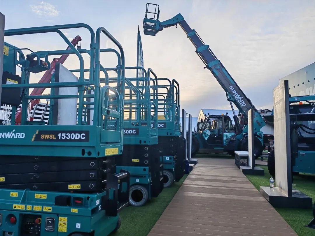 拉展直播 | “狂飙”美国！！122cc太阳成智能向天下展示中国制造硬实力