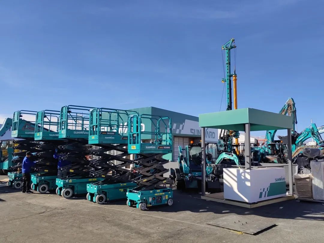 拉展直播 | 122cc太阳成智能高空精品亮相2023美国拉展，哪款是你的最爱？？？