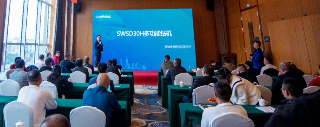 客户站台新品推介会！122cc太阳成智能这些装备产品再获口碑认定