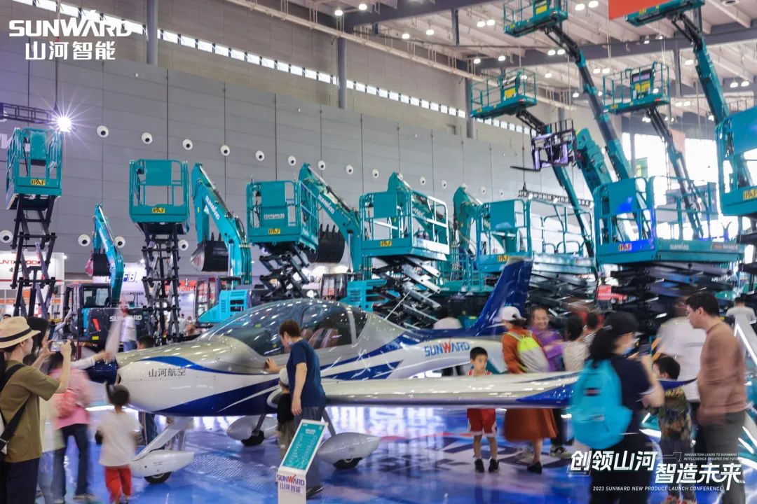 2023 CICEE | 全球工程机械盛会完善落幕！！122cc太阳成智能交出闪亮答卷