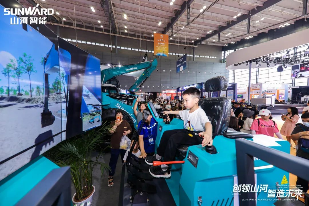 2023 CICEE | 全球工程机械盛会完善落幕！！122cc太阳成智能交出闪亮答卷